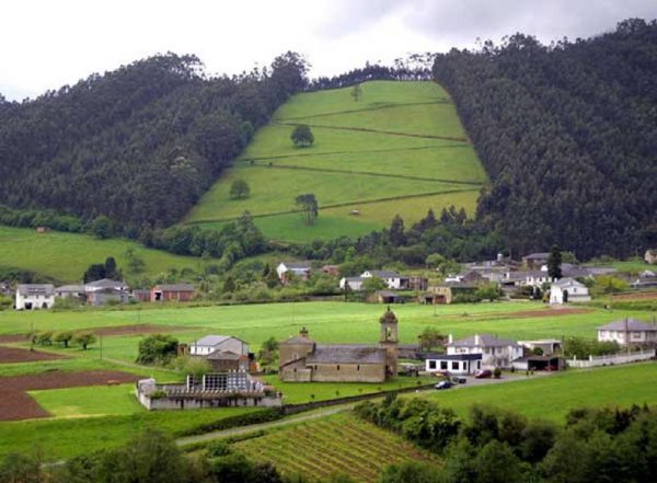 Galicia permite construir en suelo rústico